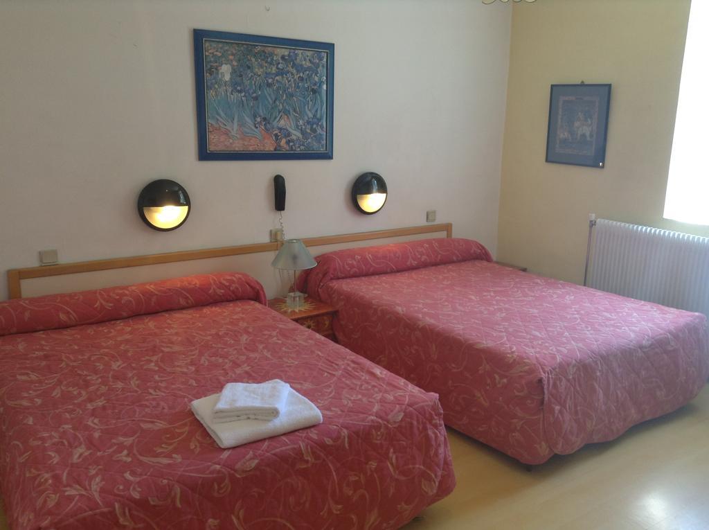Hotel Acapulco モンペリエ 部屋 写真